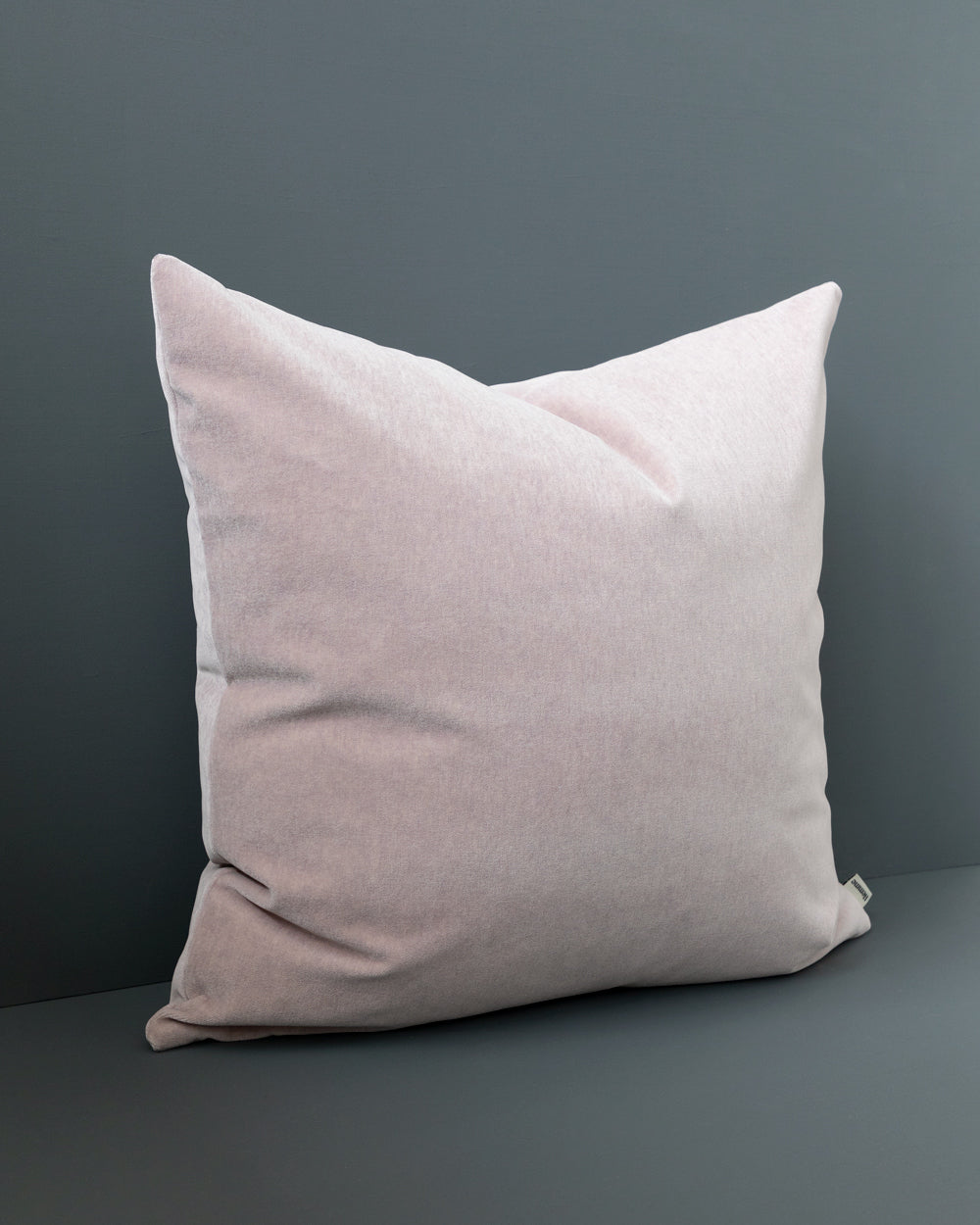 Inez Velvet Pillow Cover, Lilac