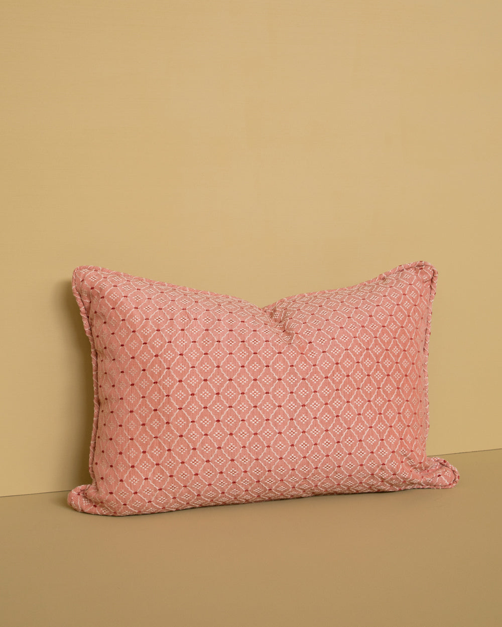Dorothy Pillow Cover, Rouge