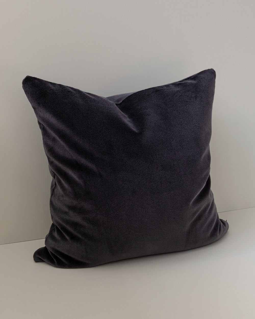 Hugo Velvet Pillow Cover, Charcoal