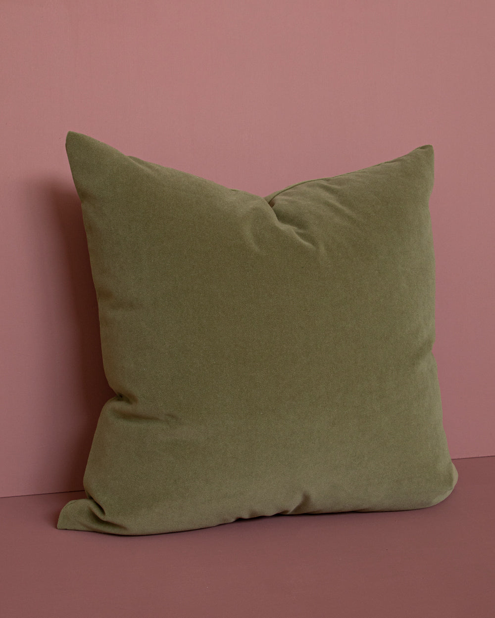 Meghan Velvet Pillow Cover, Olive
